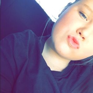 Meet your Posher, Henlee