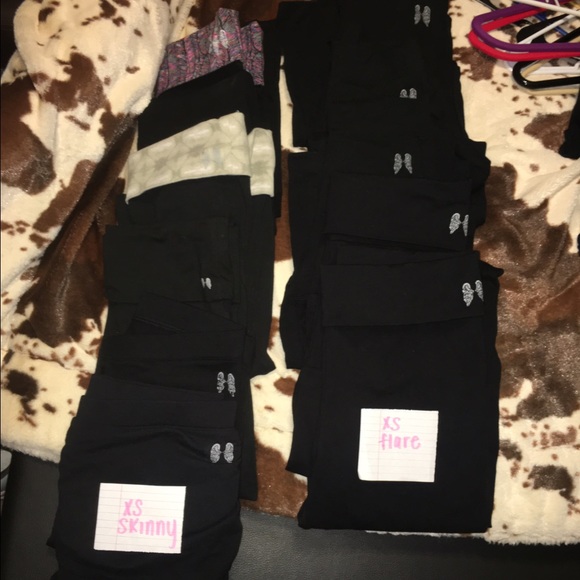 VS YOGAS - Picture 2 of 3