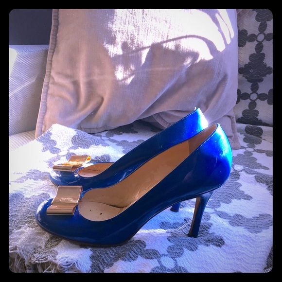 Kate spade royal blue pumps