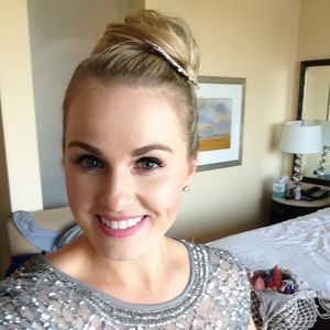 Meet your Posher, Christine