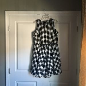 Taylor polka dot Navy/ white Dress (14)