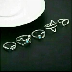 One hour sale! Donating in an hour!