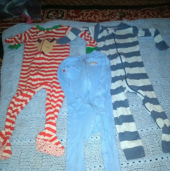 Baby Clothes - Picture 2 of 4