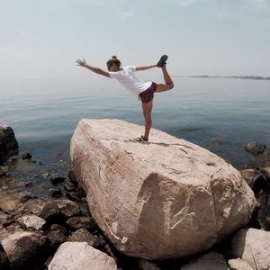 Meet your Posher, Carly