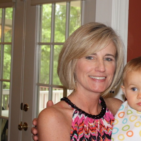 Meet your Posher, Deanna - Picture 1 of 1