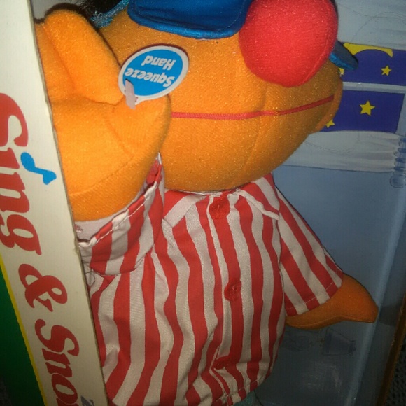 Sing and Snore Earnie from Sesame Street
