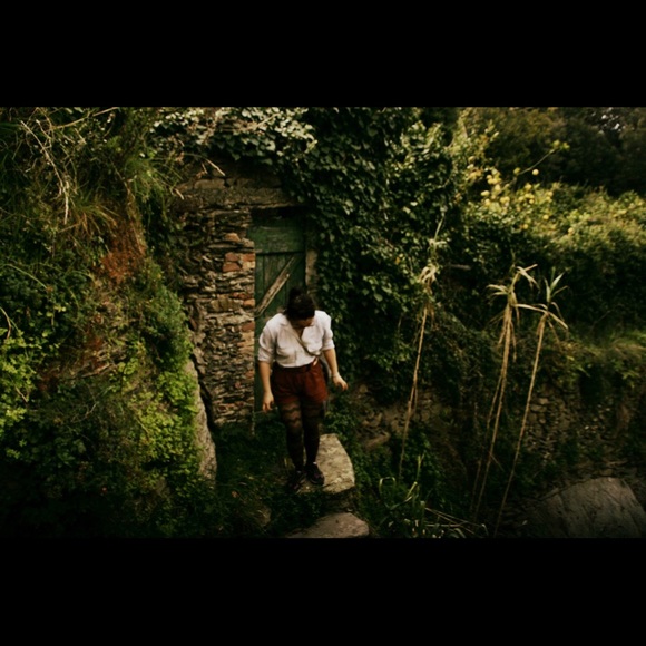 Meet your Posher, Waves + Wonder - Picture 3 of 3