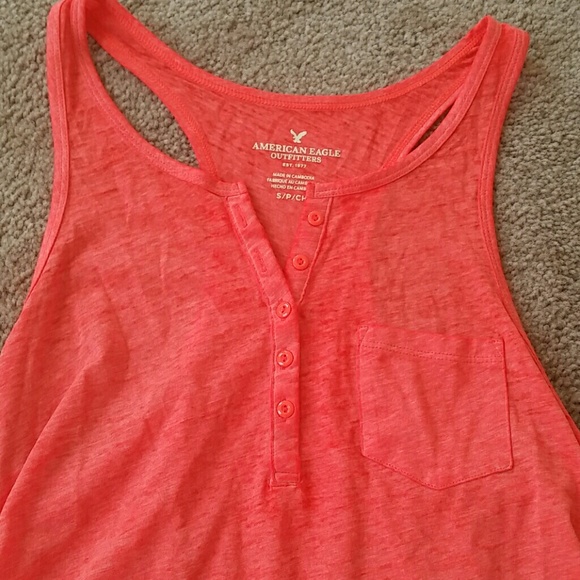 NWOT AE racerback tee - Picture 2 of 2
