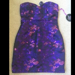 NWT cocktail dress purple/pink paintbrush design