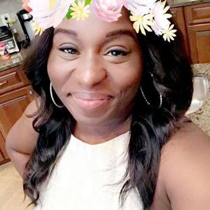 Meet your Posher, Nikki