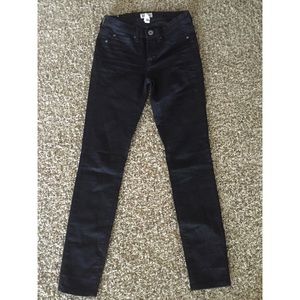 BLACK SKINNY JEANS- SIZE 5