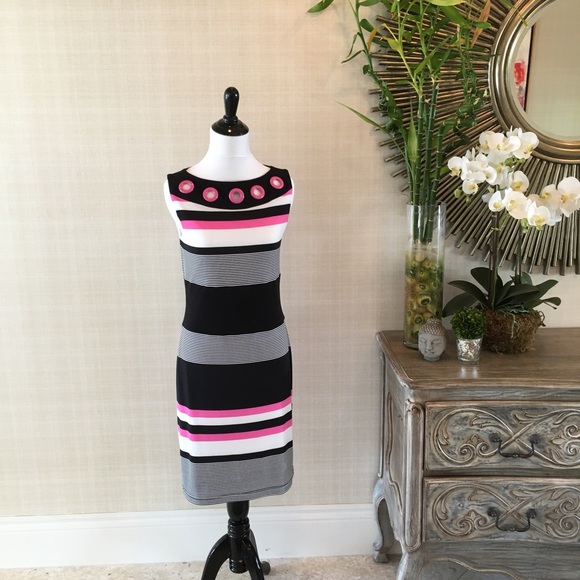 Sleeveless Ribkoff dress