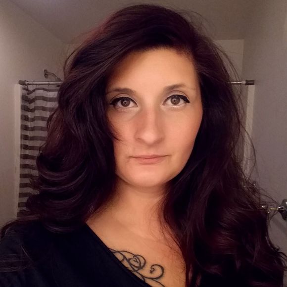 Meet your Posher, Diane - Picture 1 of 1