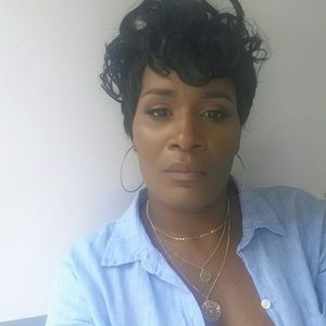 Meet your Posher, Karen