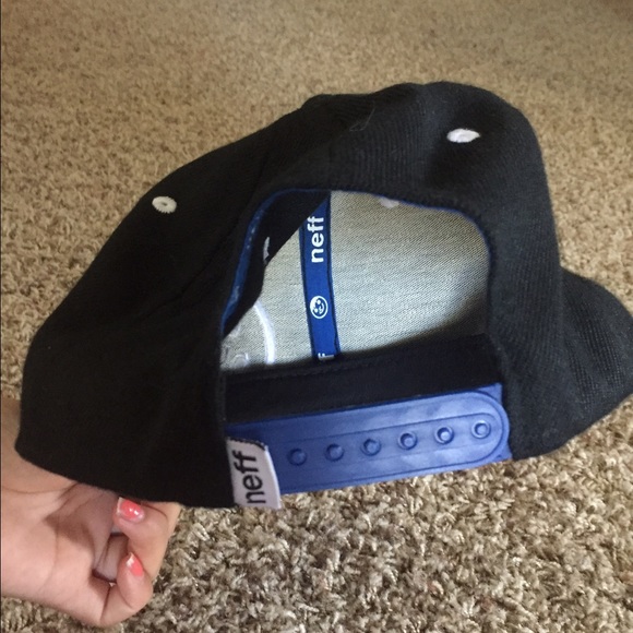 NEFF SNAPBACK HAT - Picture 2 of 3