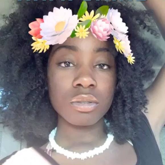 Meet your Posher, Jennifer - Picture 1 of 1