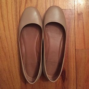 Beige Givenchy flats