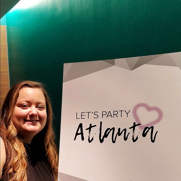 Come say hello! - Picture 3 of 3