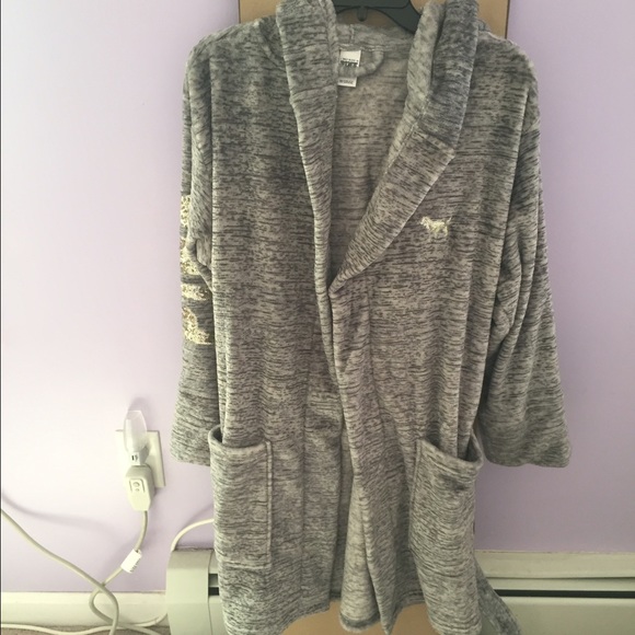 Robe by PINK