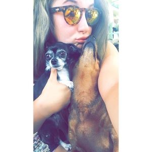 Meet your Posher, Ashley