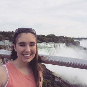 Meet your Posher, Tori