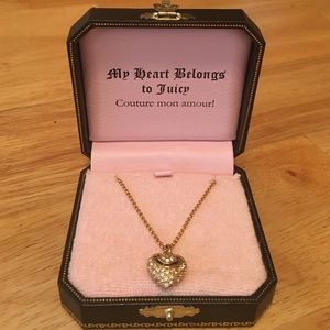Juicy couture necklace