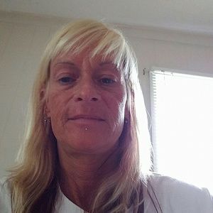 Meet your Posher, Leanne