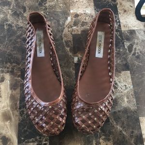 Steve Madden woven leather flats size 7 1/2