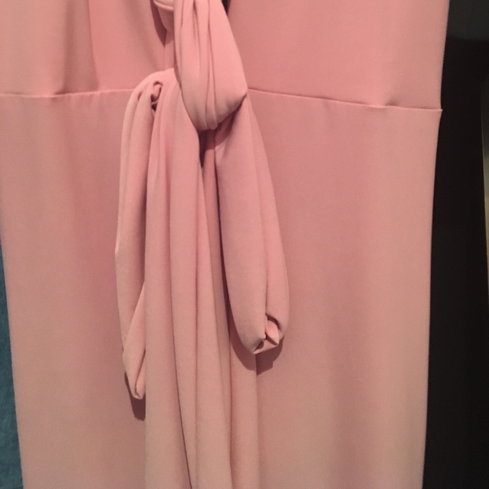 Dress - Picture 5 of 8