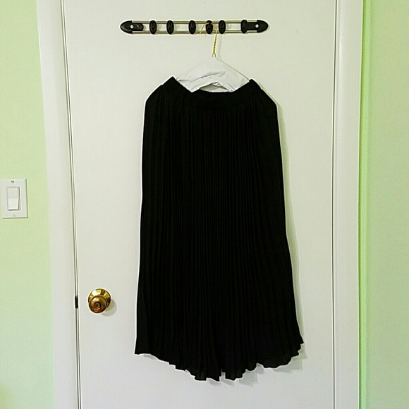 Black Long Skirt