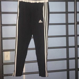 Adida pant