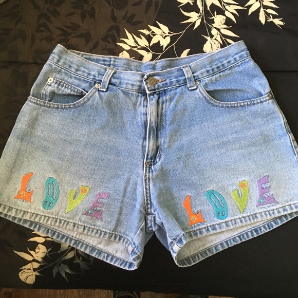 High waist love embroidered shorts