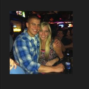 Meet your Posher, Caitlin