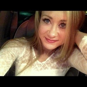 Meet your Posher, Kayjay