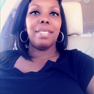 Meet your Posher, Kamakia