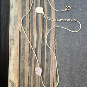 Kendra Scott necklace