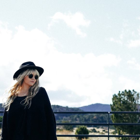 Meet your Posher, Tori