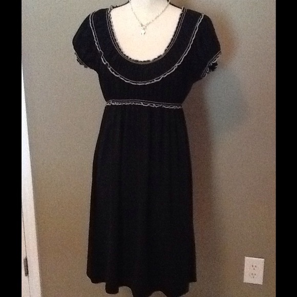Max Edition black dress w/ cream colored trim