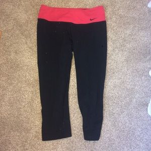 Nike cropped leggings