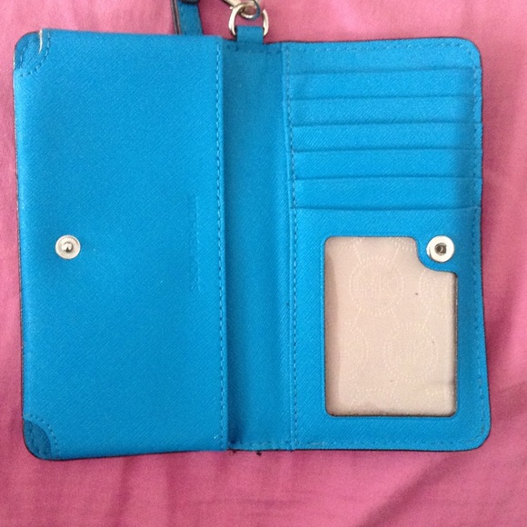 Michael Kors wallet - Picture 2 of 4