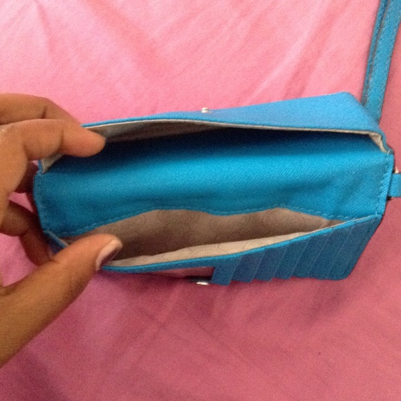 Michael Kors wallet - Picture 3 of 4