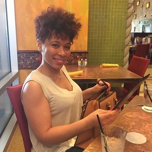 Meet your Posher, Astria