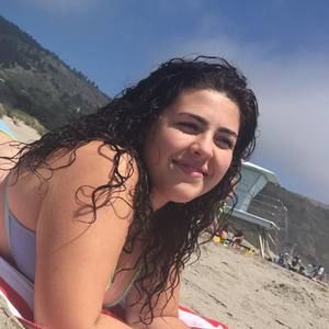 Meet your Posher, Maddie