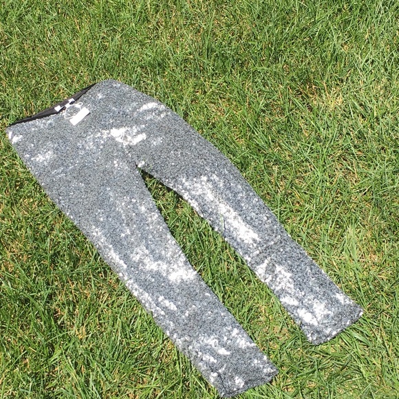 Silver Sequin Leggings - Picture 1 of 1