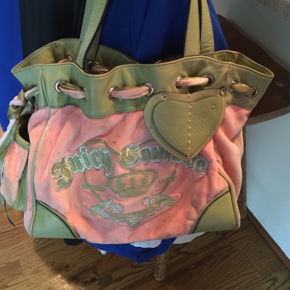 Juicy couture purse 🌻