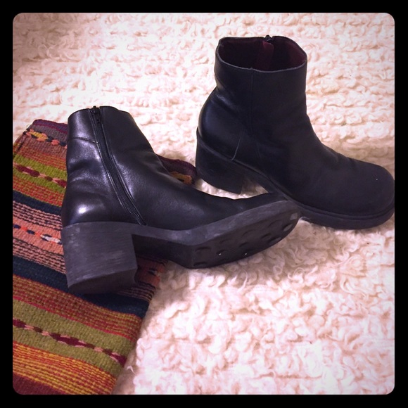 Nine West Ankle Boots 10 Leather Zip Up