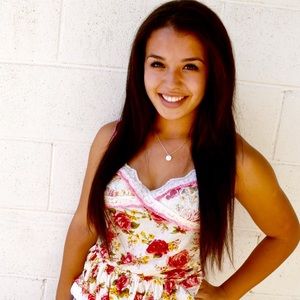 Meet your Posher, Gabriela