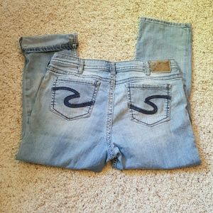 Silver suki capri size 18