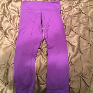 Lululemon wunder under crops