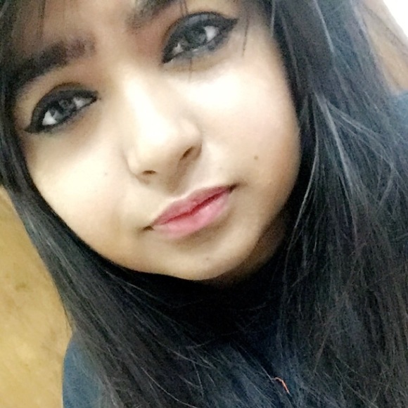 Meet your Posher, Saivi